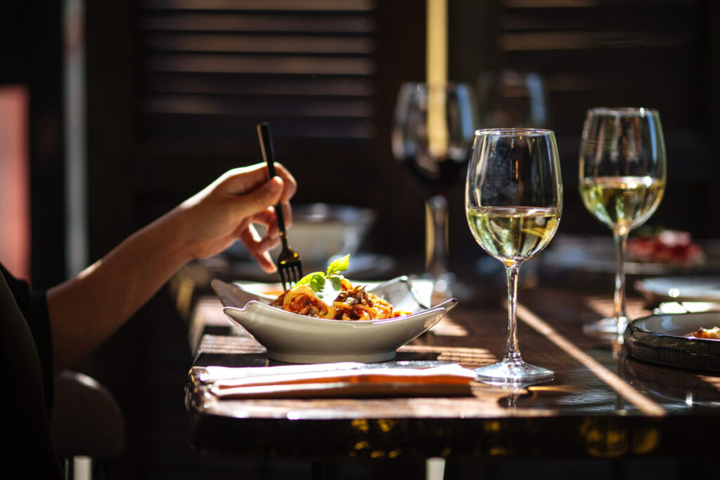 A Foodie’s Guide to Waterway Palms Plantation: Must-Try Eats & Hidden Culinary Gems